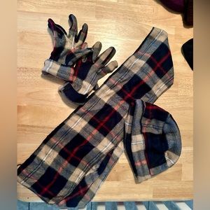 Hat, Glove and Scarf set